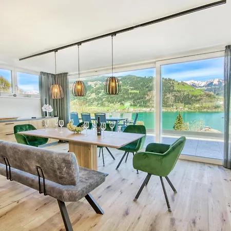 Ferienhaus View - By Alpen *